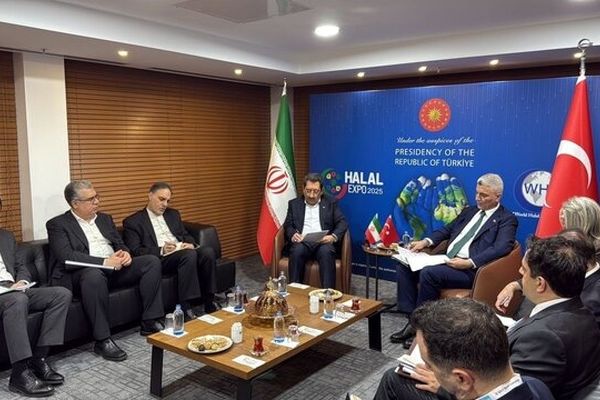 ایران و ترکیه برای رفع موانع تجاری توافق کردند