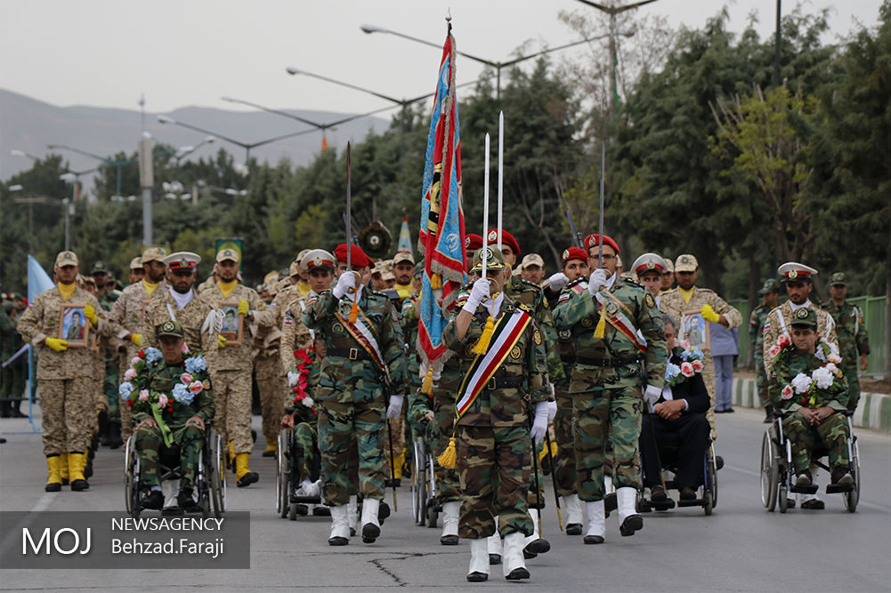 رژه یگان های نمونه ارتش در استان ها