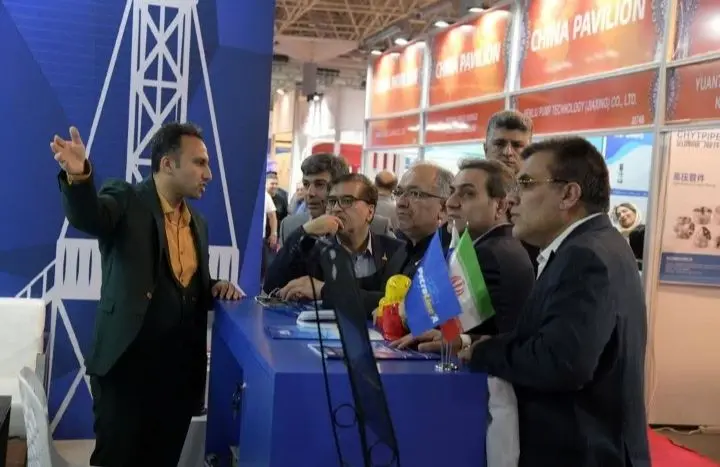 بازسازی و نوسازی  دکل ها و تجهیزات خدمات جانبی حفاری با استفاده از ظرفیت های داخلی در دستور کار است 