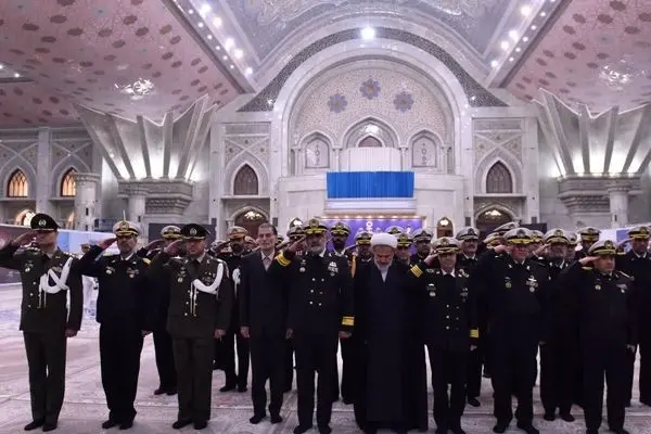 فرماندهان نیروی دریایی ارتش با آرمان های امام (ره) تجدید میثاق کرد