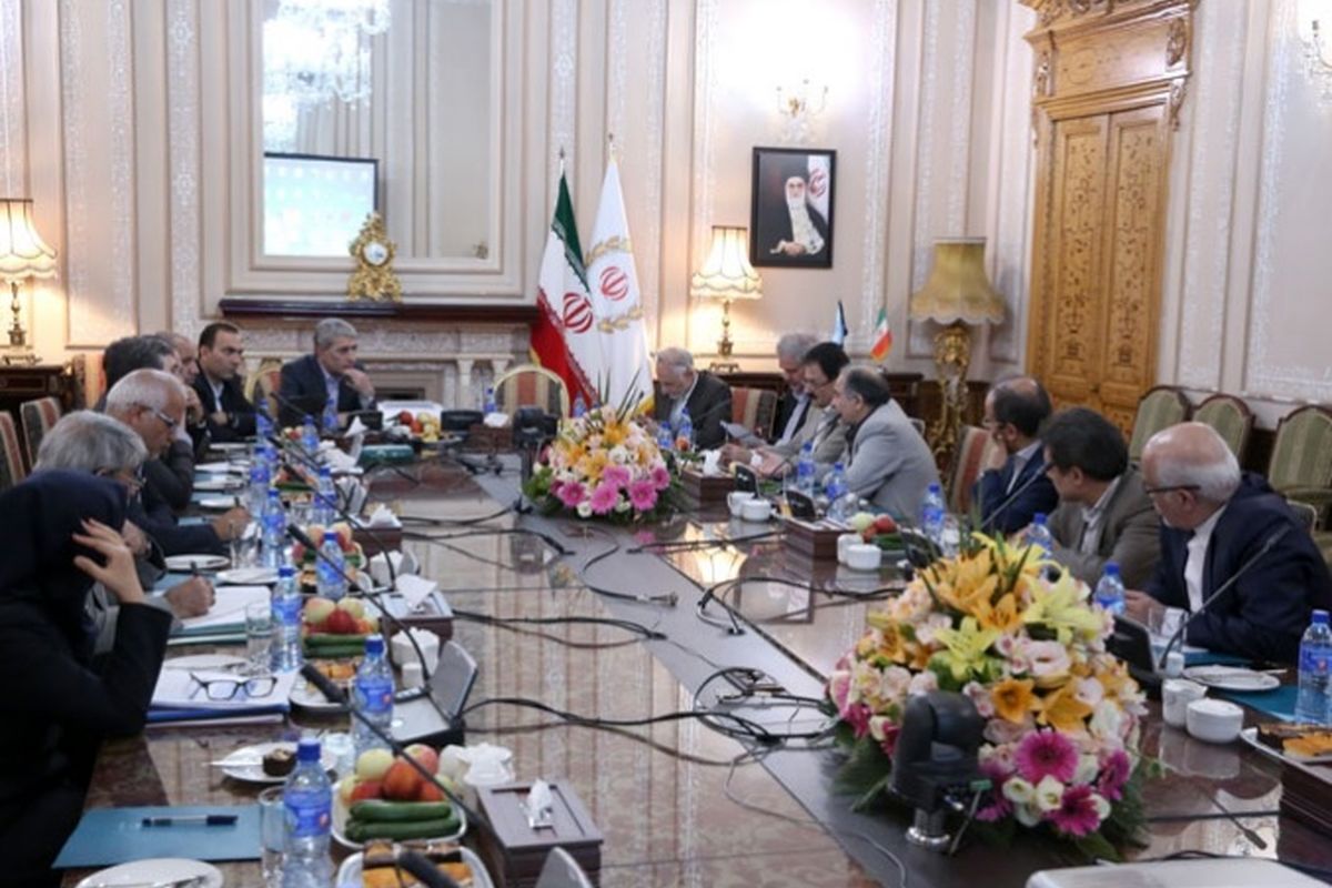 برگزاری جلسه شورای هماهنگی مدیران عامل بانک های دولتی در بانک ملی ایران