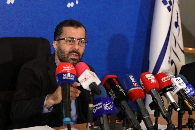 اصلاح ۲۰ درصد افزایش حقوق در دستور کار مجلس است