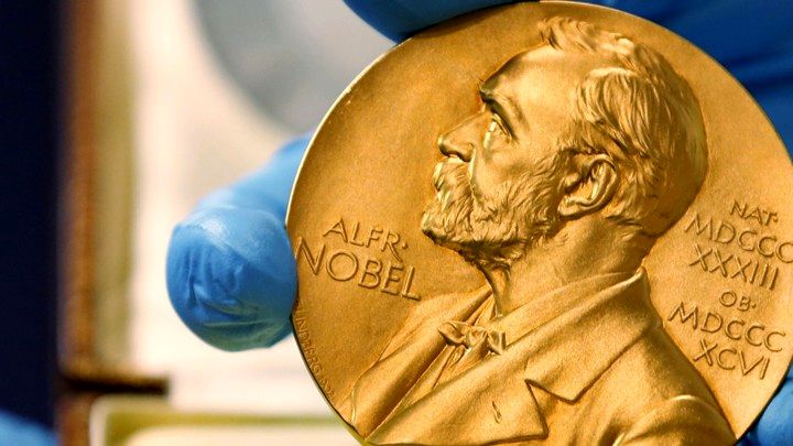 فساد اخلاقی باعث لغو جایزه نوبل ادبیات شد