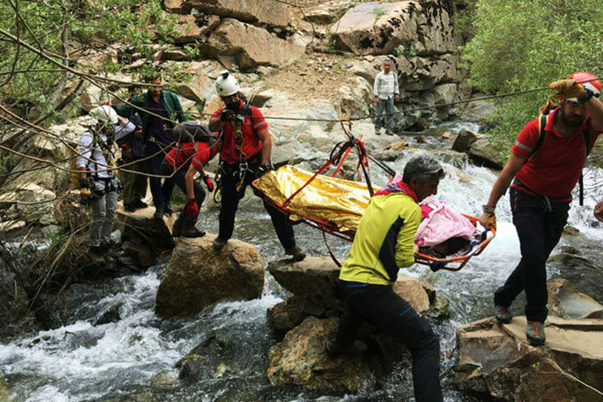 فرد مفقود شده در ارتفاعات لاکوه آمل نجات یافت