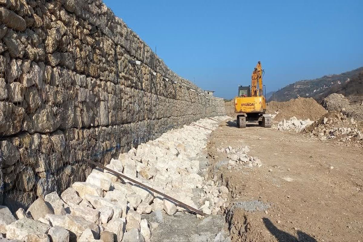 بیش از دو هزارمتر دیوار حفاظتی رودخانه ها در مازندران احداث شد