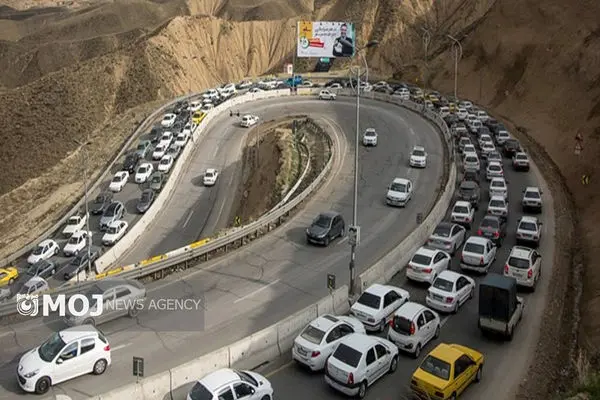 محور کندوان به دلیل بار ترافیکی سنگین مسدود شد