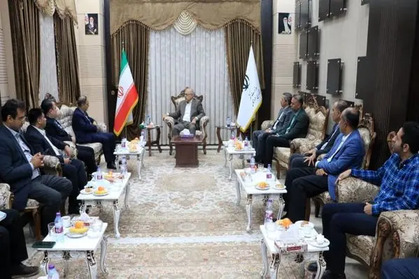 تاکید استاندار هرمزگان بر احداث پایانه‌های صادرات محصولات کشاورزی در هرمزگان 