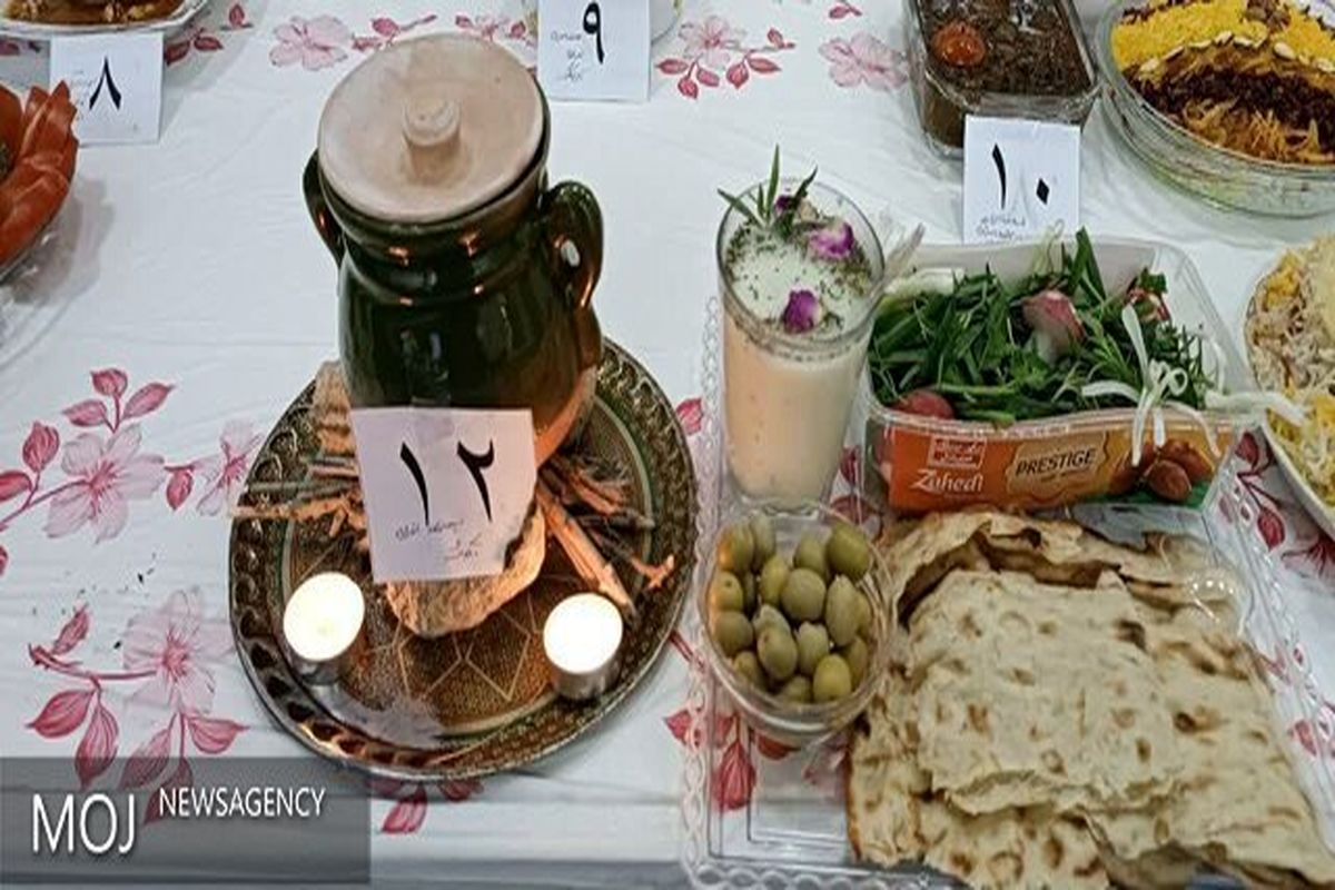 جشنواره غذاهای محلی در دانشگاه شهید مدنی آذربایجان برگزار شد