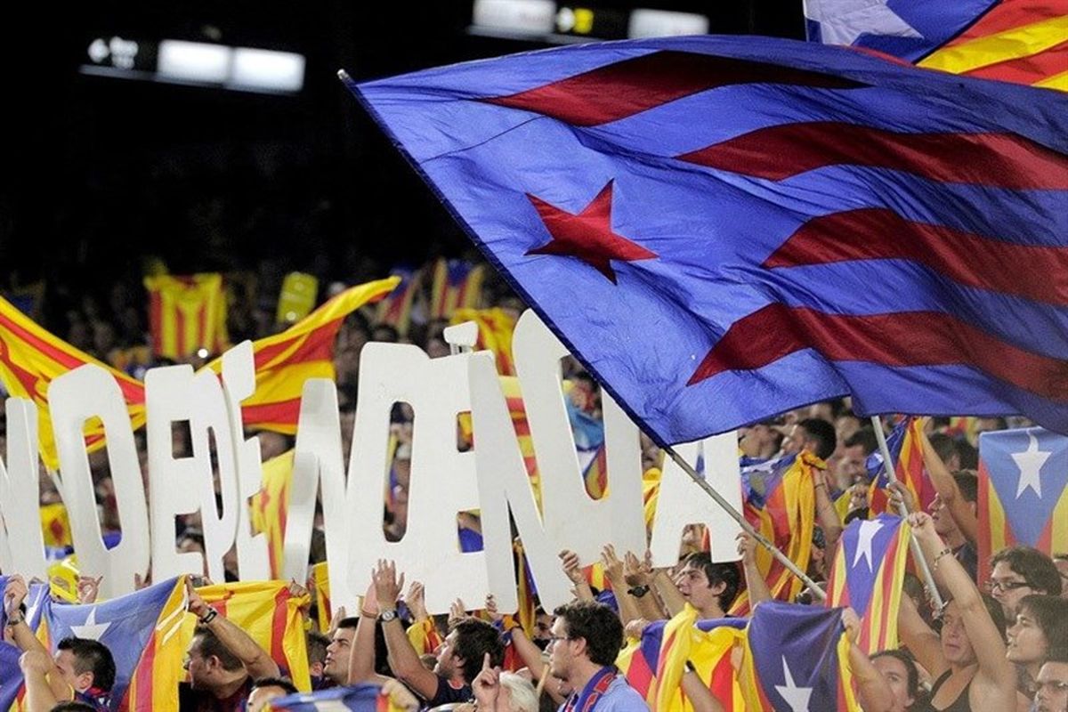 هشدار به باشگاه بارسلونا به خاطر حمایت از استقلال کاتالونیا