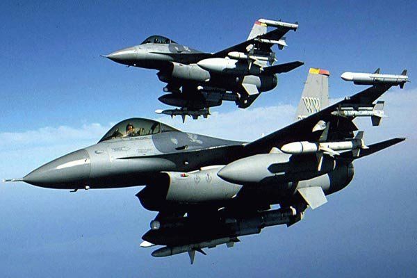 آمریکا جنگنده های اف 16 در اختیار بحرین قرار می دهد
