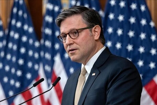 جانسون درباره استیضاح احتمالی ترامپ هشدار داد