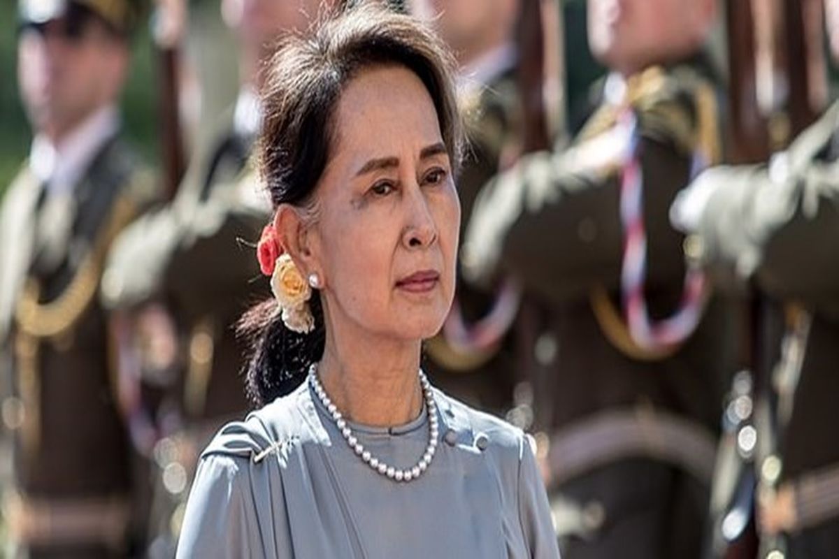 رهبر مخلوع میانمار به جرم فساد به 5 سال حبس محکوم شد