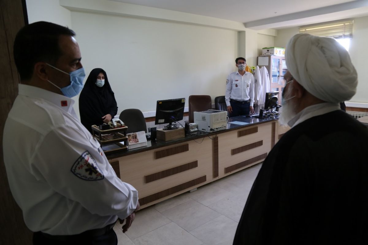 بازدید سرزده امام جمعه یزد از بخش‌های مختلف مرکز فوریت‌های پزشکی یزد
