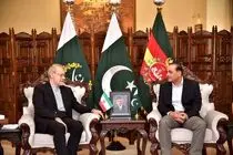 علی لاریحانی با فرمانده ارتش پاکستان دیدار کرد