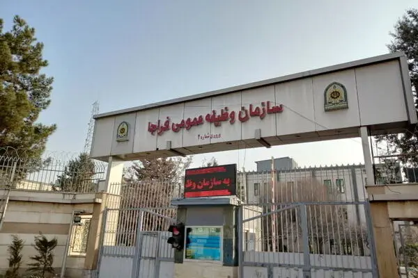 مسئولین نظام وظیفه با مشمولان سربازی ملاقات می کنند