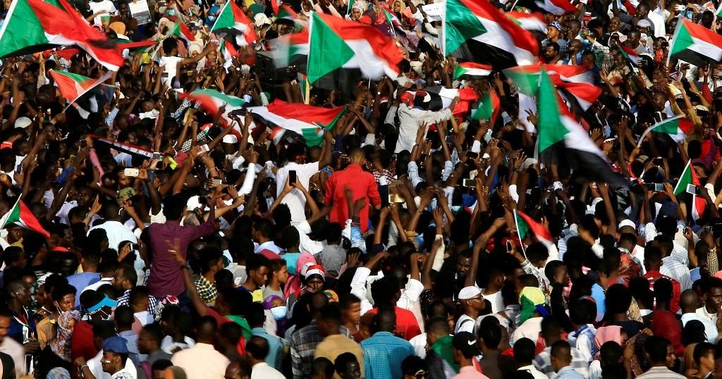 رهبران اعتراضات سودان، تهدید به اعتصاب کردند