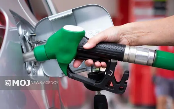 رونمایی از نرخ جدید بنزین توسط مجری صداوسیما! + فیلم