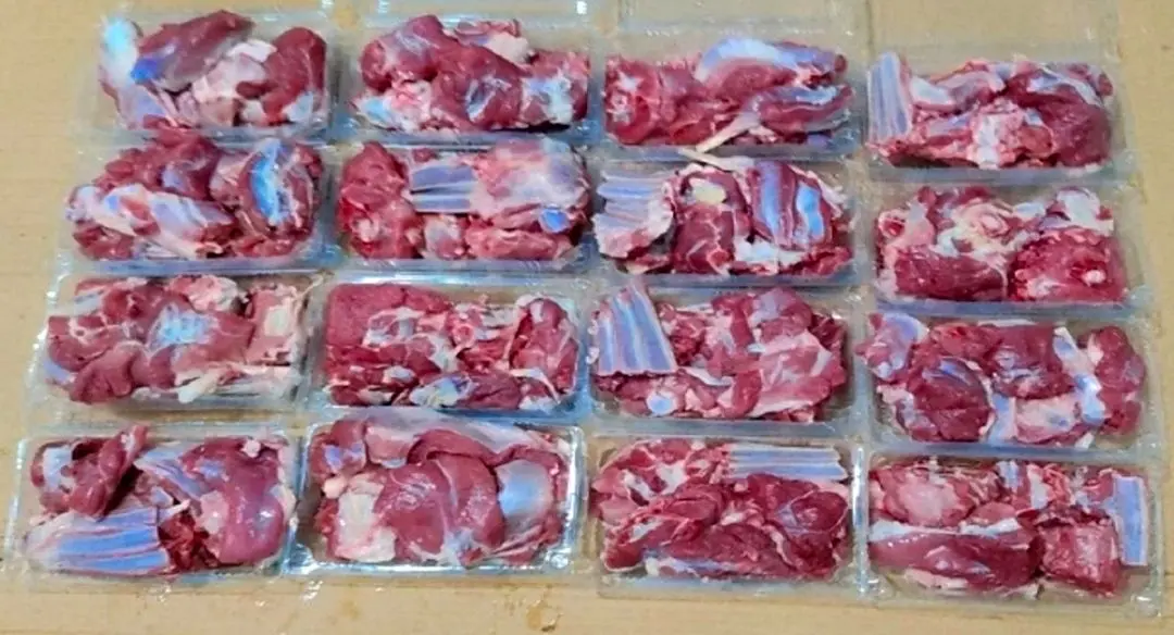 توزیع ۱۲۰۰ بسته گوشت قربانی با همکاری کانون‌های مساجد استان فارس