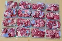 توزیع ۱۲۰۰ بسته گوشت قربانی با همکاری کانون‌های مساجد استان فارس