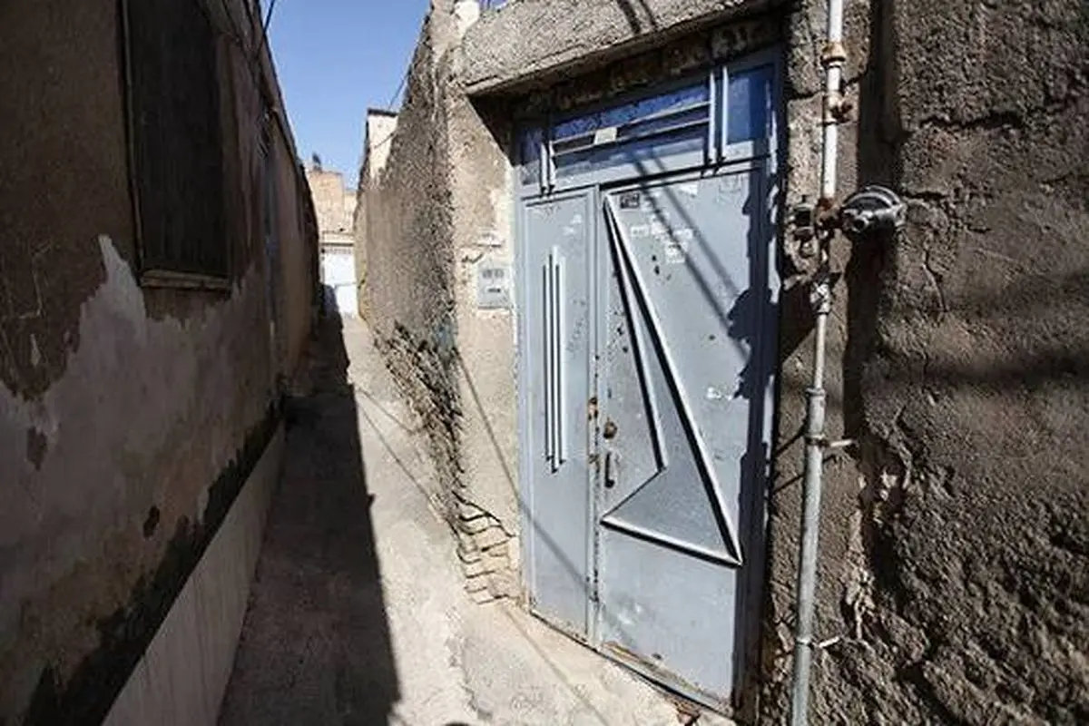 سکونت غیر مجاز