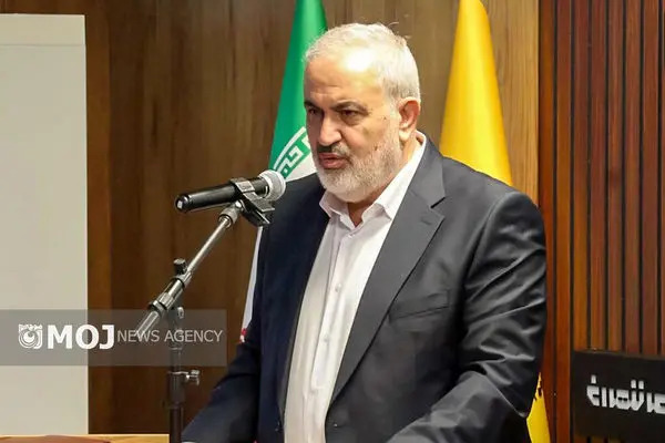 رونمایی هفتگی از پروژه‌های آب و برق/کلید خوردن ۱۰۰ مگاوات نیروگاه خورشیدی در خراسان جنوبی