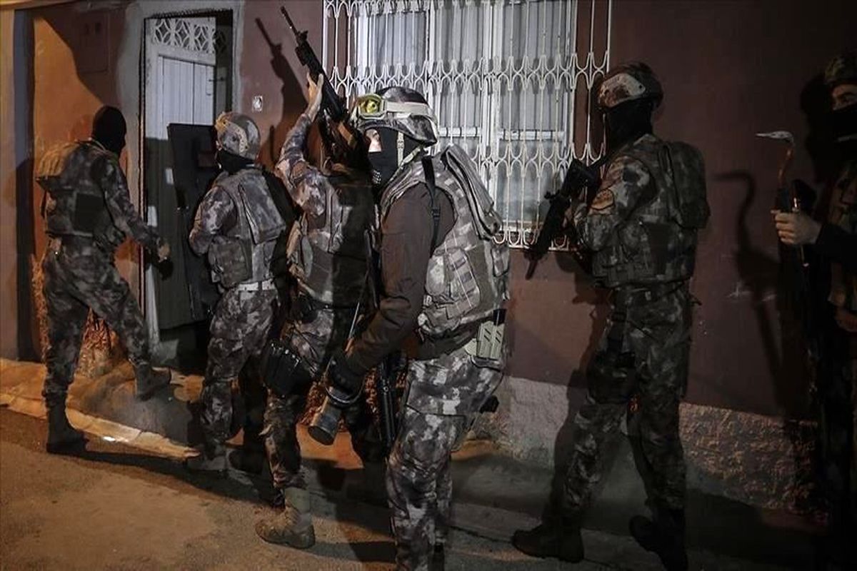 10 مظنون به عضویت در گروه داعش در جنوب ترکیه بازداشت شدند