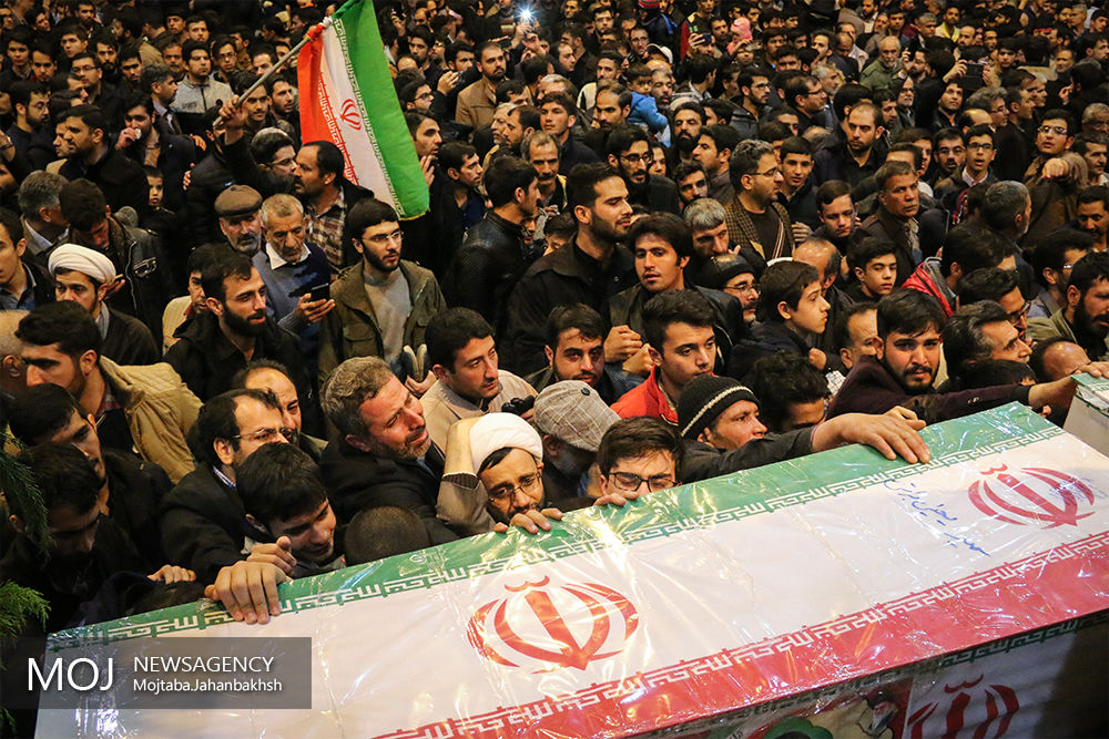 وداع با پیکر شهدای حادثه تروریستی سیستان در اصفهان