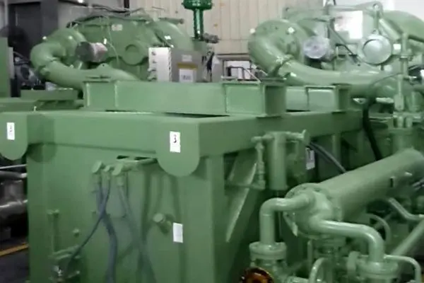 سه پکیج کمپرسور کک زدای الماس ماهشهر آماده حمل به سایت پروژه شدند