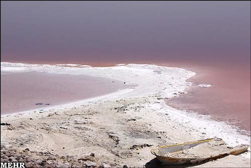 فاز اصلی احیای دریاچه ارومیه مهر امسال به صورت جدی کلید می خورد