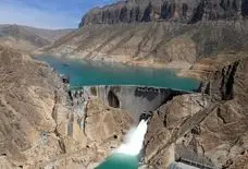 رد شایعه خروج نیروگاه‌های برق‌آبی از مدار/کاهش ۴۰ درصدی ذخایر نیروگاهی