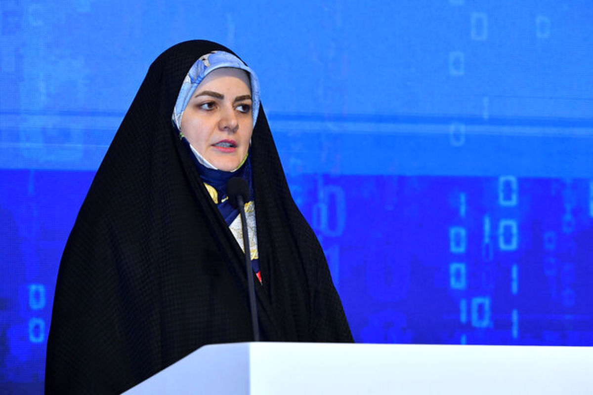 زهرا پزشکیان