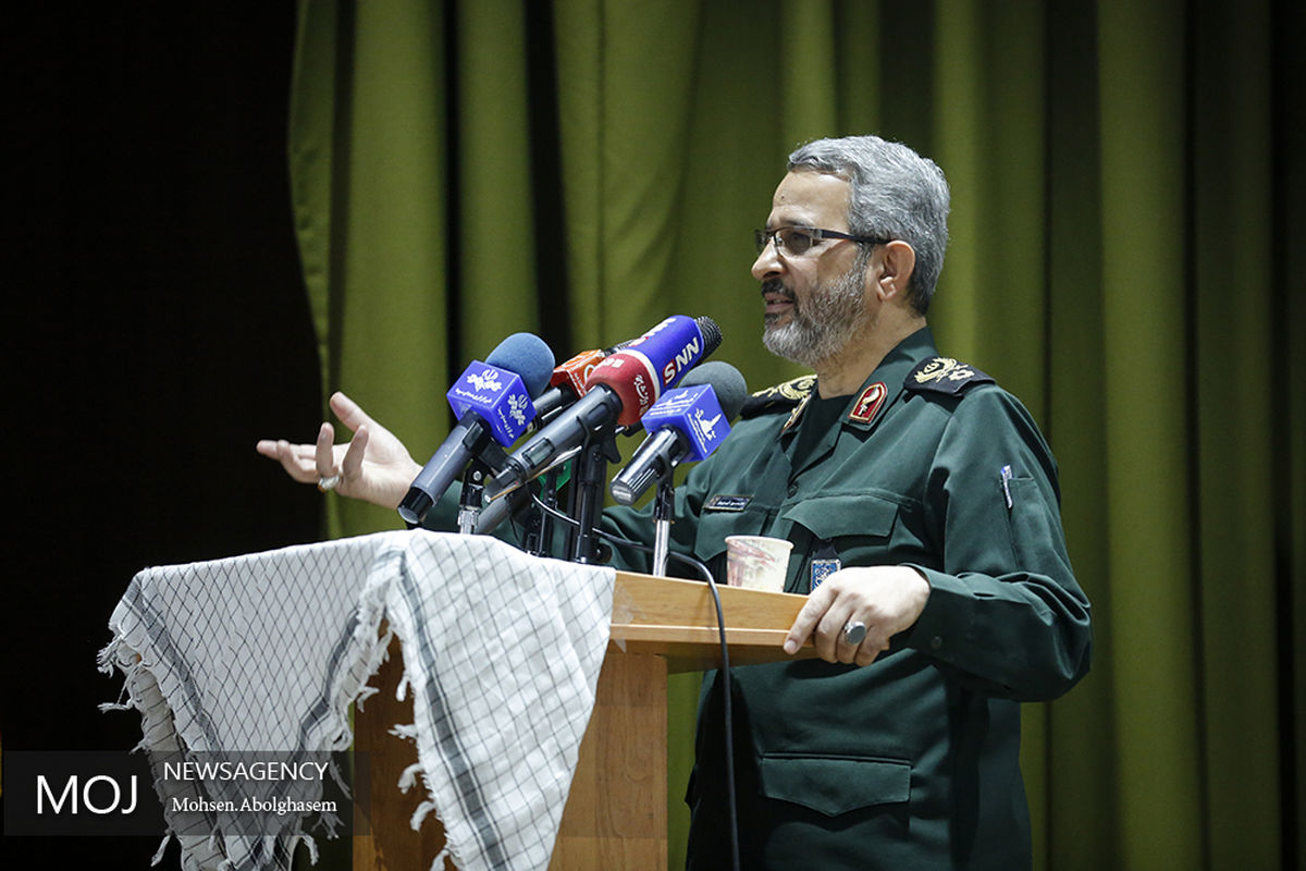 اقتدار ایران در دستاوردهای دفاعی و امنیتی قوت قلبی برای مردم است