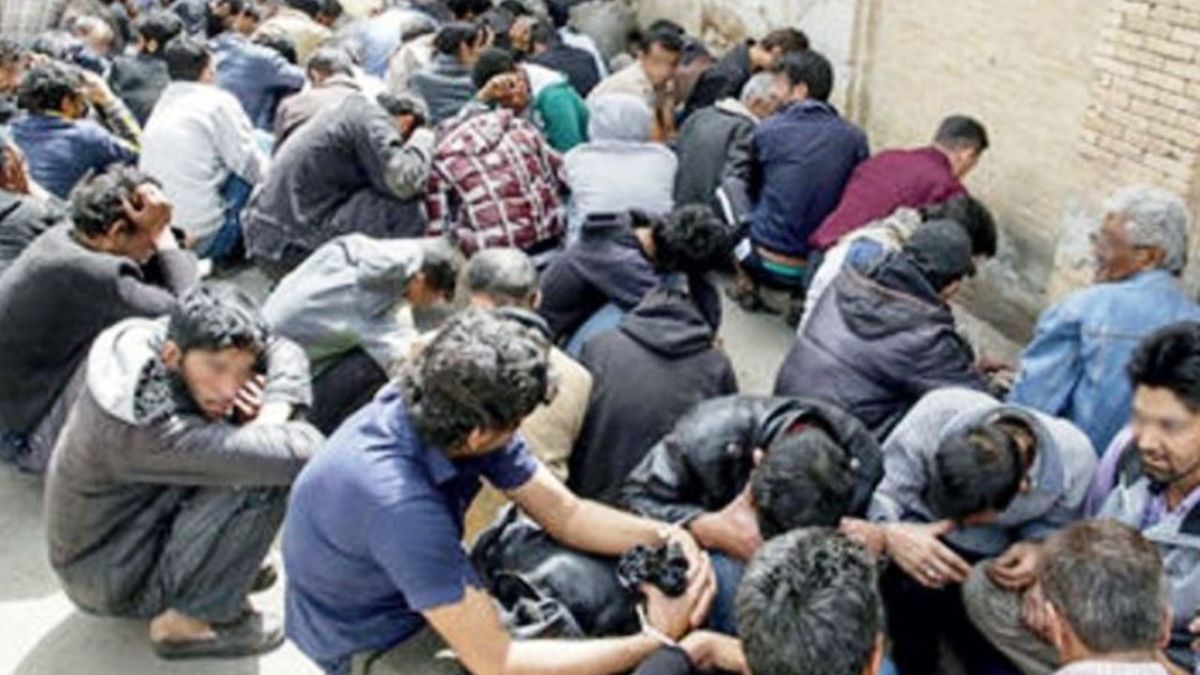 دستگیری ۲۱ معتاد و خرده فروش مواد مخدر در شاهین شهر
