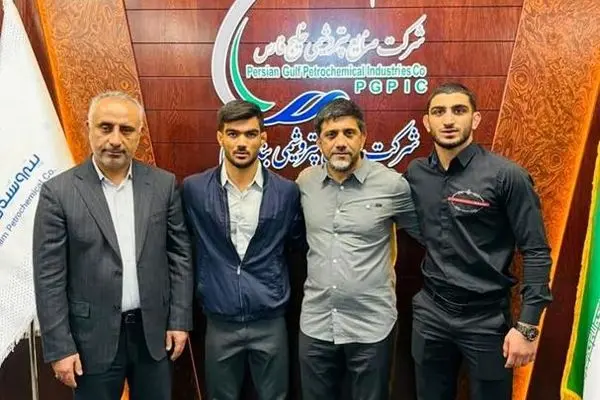 قهرمانان خوزستانی کشتی فرنگی جهان، در پتروشیمی بندرامام استخدام شدند