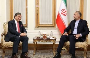 سفیر اسپانیا در ایران با وزیر خارجه دیدار کرد
