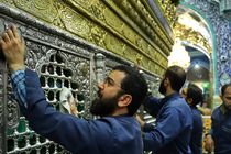 غبارروبی تخصصی ضریح مطهر بانوی کرامت در آستانه عید فطر