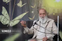 باید به راه نورانی شهدا و مسیر هدایت آنان متصل شویم