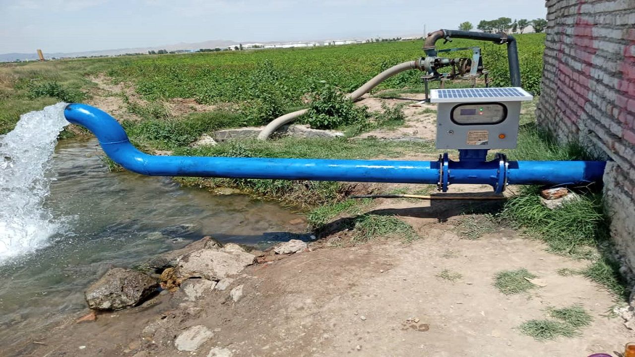 تجهیز ۱۲۰ حلقه چاه آب به کنتور هوشمند در شهرستان تیران و کرون