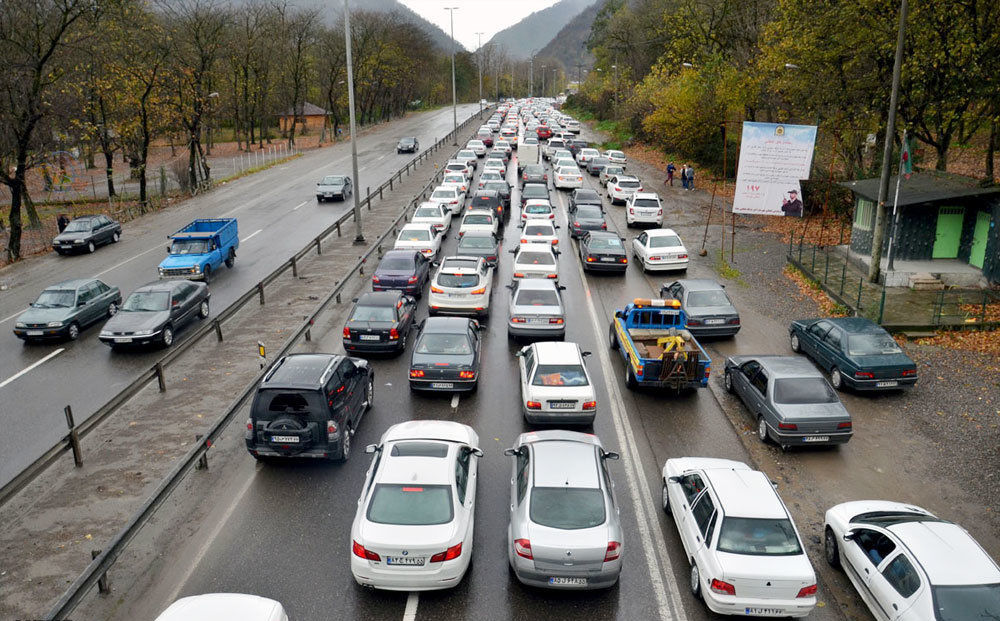 هراز یک طرفه شد/افزایش حجم ترافیک محورهای منتهی به پایتخت