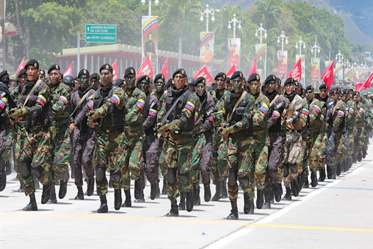 ونزوئلا 3000 نظامی را عازم مرز مشترک با کلمبیا کرد