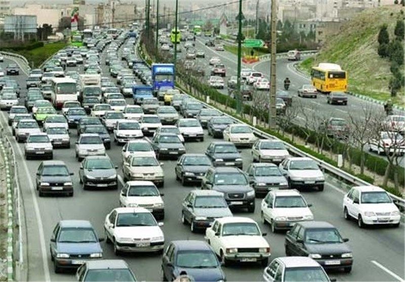 وضعیت پرازدحام جاده های کشور /هراز یک طرفه شد