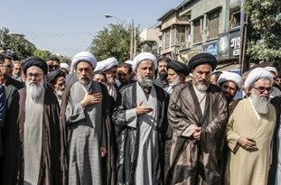 با متجاوزان به حقوق ملت و مفسدان اقتصادی؛ برخورد انقلابی کنید/ چرا قوه قضائیه با تروریست های اقتصادی برخورد انقلابی و آرامش بخش نمی کند؟