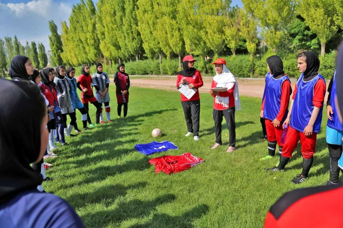 بانوان اردبیلی ظرفیت حضور در لیگ فوتبال کشور را دارند