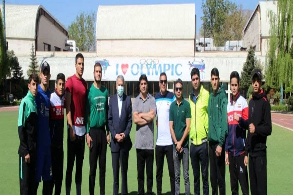 صالحی امیری از تمرینات امروز تیم ملی بوکس جوانان بازدید کرد