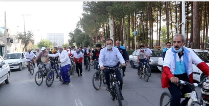 همایش دوچرخه سواری جوانان و امدادگران و داوطلبان هلال احمر میبد