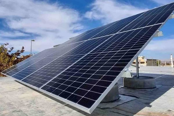 سامانه‌های خورشیدی پشت‌بامی تهران رکورد نصب و بهره‌برداری را جابه‌جا کردند