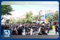 حرکت دسته‌های عزاداری در مسیرهای منتهی به حرم مطهر رضوی در تاسوعای حسینی + فیلم