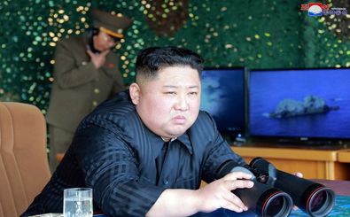 رهبر کره شمالی بر مانور موشکی ارتش کره شمالی نظارت داشته است