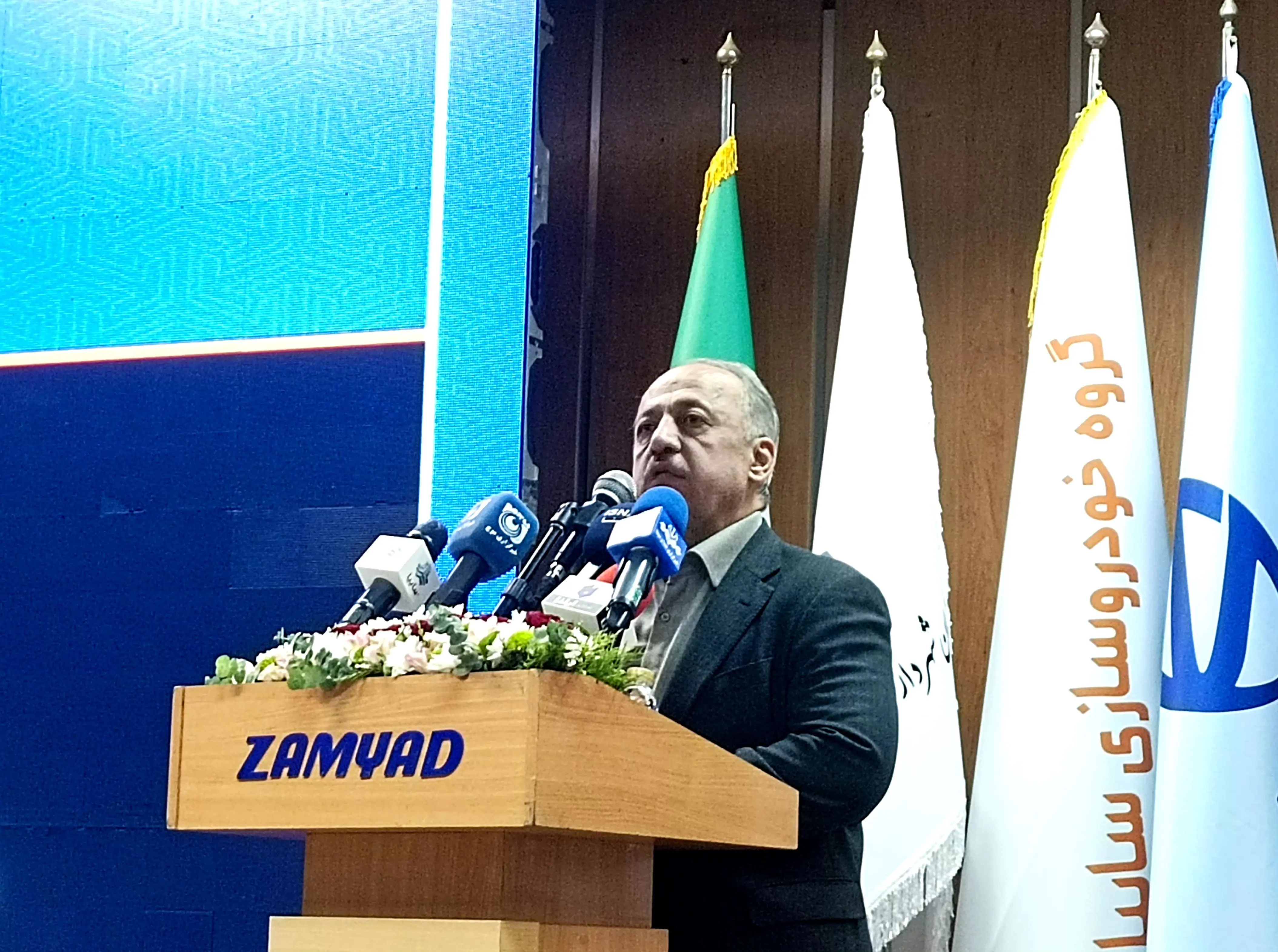 توزیع هزار دستگاه کامیونت کمپرسی نیسان به شهرداری‌ها و دهیاری‌ها آغاز شد