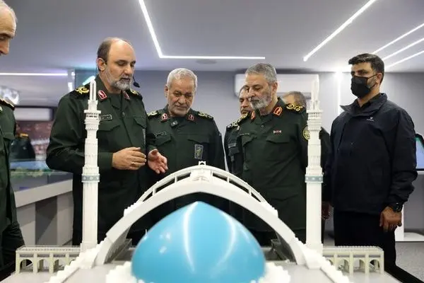 دانش قرارگاه سازندگی خاتم‌الانبیا(ص) به بخش‌های مختلف منتقل شود